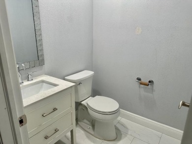 Charming one-bedroom, one-story home near a golf course. Fully on Kings Point Golf - Executive in Florida - for sale on GolfHomes.com, golf home, golf lot