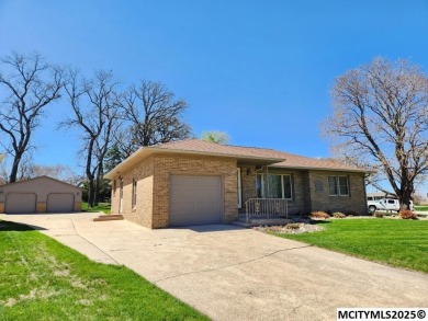 BEAUTIFUL BRICK HOME IN CLEAR LAKE - FEELS LIKE VACATION LIVING on All Vets Golf Club in Iowa - for sale on GolfHomes.com, golf home, golf lot