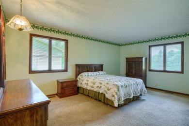 Fore! Welcome to 545 Aaron Avenue in Green Acres Subdivision on Fair Greens Country Club in Ohio - for sale on GolfHomes.com, golf home, golf lot