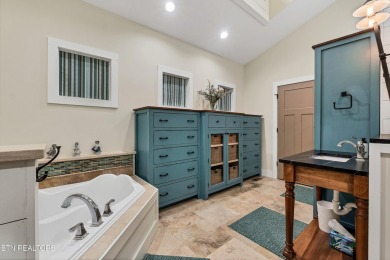 Stunning custom home located in the very desirable Laurel Valley on Laurel Valley Golf Course in Tennessee - for sale on GolfHomes.com, golf home, golf lot