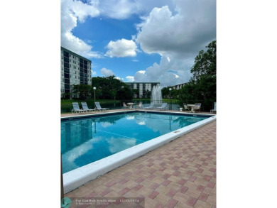 2-bedroom 2-bathroom condo located in the sought out all age's on Palm-Aire Country Club and Resort - Palms in Florida - for sale on GolfHomes.com, golf home, golf lot