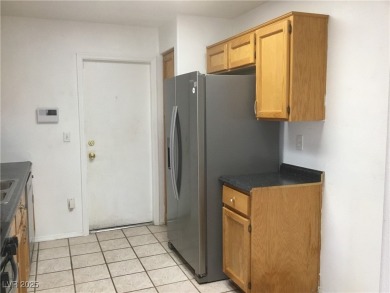 Lovely Townhome in the Heart of Sun City Summerlin. This two on Highland Falls Golf Club in Nevada - for sale on GolfHomes.com, golf home, golf lot