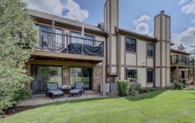 Welcome to this beautifully maintained Avon model in the highly on Maple Meadows Golf Club in Illinois - for sale on GolfHomes.com, golf home, golf lot