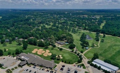 Welcome home to this beautifully maintained 2-bedroom on Hide-A-Way Lake Golf Course in Texas - for sale on GolfHomes.com, golf home, golf lot