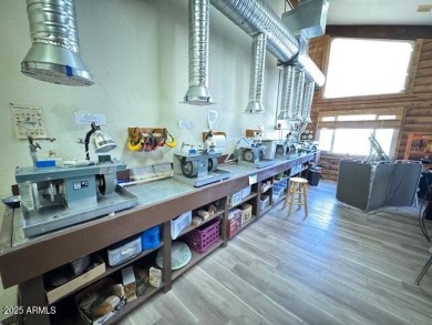 Retirement living at its best. Gated community, Club House with on Juniper Ridge R.V. Golf Resort in Arizona - for sale on GolfHomes.com, golf home, golf lot