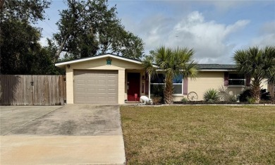Discover Florida living in this inviting 2-bedroom, 1.5-bathroom on Venice East Golf Club in Florida - for sale on GolfHomes.com, golf home, golf lot