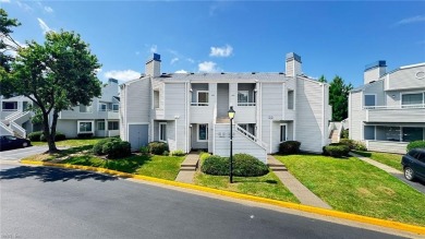 BROOKSIDE - WONDERFUL 2ND FLOOR UNIT - 1 BED AND 1.5 BATHS on Kempsville Greens Municipal Golf Course in Virginia - for sale on GolfHomes.com, golf home, golf lot