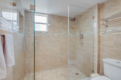 LOOKING FOR THE LIVING SPACE OF A HOME & THE CONVENIENCE OF on Poinciana Golf Club in Florida - for sale on GolfHomes.com, golf home, golf lot