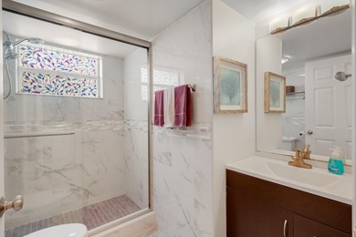 LOOKING FOR THE LIVING SPACE OF A HOME & THE CONVENIENCE OF on Poinciana Golf Club in Florida - for sale on GolfHomes.com, golf home, golf lot