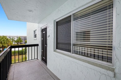 LOOKING FOR THE LIVING SPACE OF A HOME & THE CONVENIENCE OF on Poinciana Golf Club in Florida - for sale on GolfHomes.com, golf home, golf lot