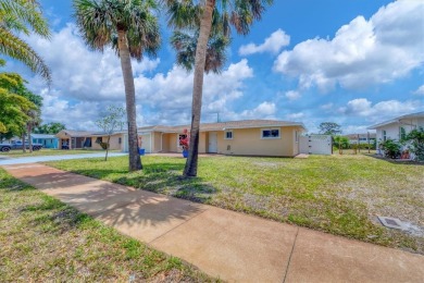 One or more photo(s) has been virtually stagede see this on Venice East Golf Club in Florida - for sale on GolfHomes.com, golf home, golf lot