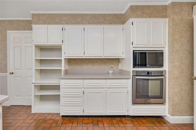 Easy Island Living in the Heart of Sea Palms- All on One Level on Sea Palms Golf and Tennis Resort in Georgia - for sale on GolfHomes.com, golf home, golf lot