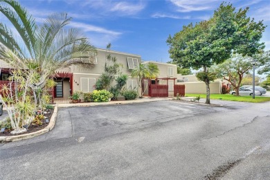 Welcome to this well maintained and spacious 3 bedrooms, 2 bath on Pembroke Lakes Golf Club in Florida - for sale on GolfHomes.com, golf home, golf lot