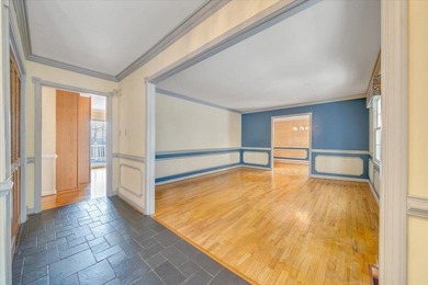 One-owner home located directly across from Hunting Hills on Hunting Hills Country Club in Virginia - for sale on GolfHomes.com, golf home, golf lot