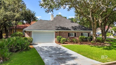 Welcome to this beautifully maintained 3-bedroom, 2-bath home on Peninsula Golf and Racquet Club in Alabama - for sale on GolfHomes.com, golf home, golf lot