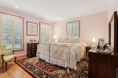 Updated end-unit townhome overlooking the 17th tee of the Blue on Fords Colony Country Club in Virginia - for sale on GolfHomes.com, golf home, golf lot