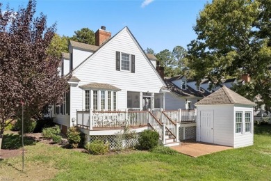 Updated end-unit townhome overlooking the 17th tee of the Blue on Fords Colony Country Club in Virginia - for sale on GolfHomes.com, golf home, golf lot