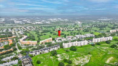 55+ COMMUNITY, BEAUTIFUL AND VERY TASTEFUL DECORATED UNIT, WITH on Ocean Breeze Golf and Country Club in Florida - for sale on GolfHomes.com, golf home, golf lot