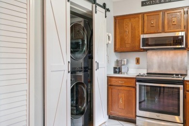 This 3br, 1.5 bath condo is located in a highly sought after on Holbrook Country Club Golf Course in New York - for sale on GolfHomes.com, golf home, golf lot