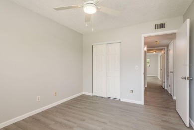Welcome to this beautifully updated 2-bedroom, 2-bathroom on On Top Of The World Golf Course in Florida - for sale on GolfHomes.com, golf home, golf lot