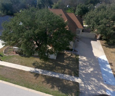 Welcome to this charming one-story home, adorned with a blend of on Delaware Springs Golf Course in Texas - for sale on GolfHomes.com, golf home, golf lot