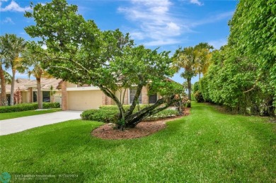 MOTIVATED SELLERS! Snowbirds & Golfers Dream Home! Nestled in a on Aberdeen Golf and Country Club in Florida - for sale on GolfHomes.com, golf home, golf lot