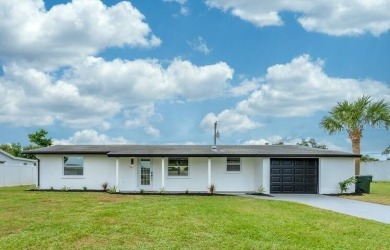 Luxury 3 Bedroom / 2 Bath Full Remodel - Impact Windows, New A/C on Venice East Golf Club in Florida - for sale on GolfHomes.com, golf home, golf lot