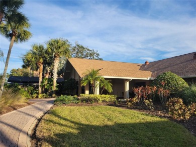 Welcome to your new home. This lovely 2 bedroom, 2 bath Villa on Highland Lakes Executive Golf Course in Florida - for sale on GolfHomes.com, golf home, golf lot