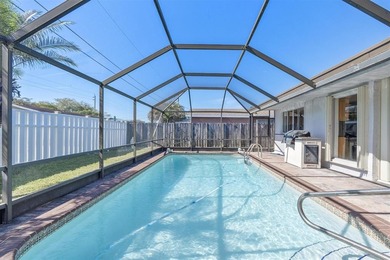 Welcome to this cozy single-family home in Sunrise Golf Village on Sunrise Lakes Phase III in Florida - for sale on GolfHomes.com, golf home, golf lot