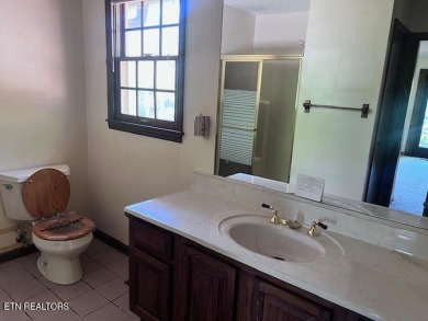 Welcome to resort-style living in the heart of Tellico Village! on Toqua Golf Course - Loudon County in Tennessee - for sale on GolfHomes.com, golf home, golf lot