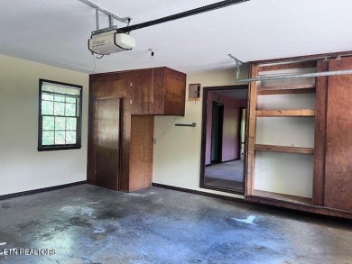Welcome to resort-style living in the heart of Tellico Village! on Toqua Golf Course - Loudon County in Tennessee - for sale on GolfHomes.com, golf home, golf lot
