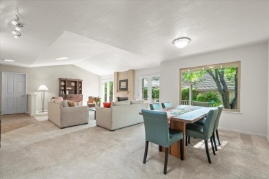 This updated SINGLE-FAMILY HOME located in the Villages Golf & on Villages Golf and Country Club in California - for sale on GolfHomes.com, golf home, golf lot