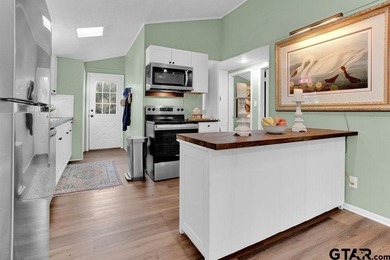 A True Hidden Gem in Hideaway Lake

Discover this charming on Hide-A-Way Lake Golf Course in Texas - for sale on GolfHomes.com, golf home, golf lot