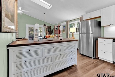 A True Hidden Gem in Hideaway Lake

Discover this charming on Hide-A-Way Lake Golf Course in Texas - for sale on GolfHomes.com, golf home, golf lot