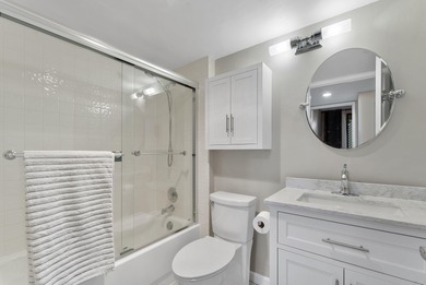 Beautifully updated 2-bedroom, 2-bathroom condo in Boca Pointe's on Boca Pointe Country Club in Florida - for sale on GolfHomes.com, golf home, golf lot