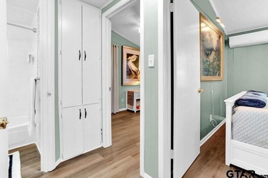 A True Hidden Gem in Hideaway Lake

Discover this charming on Hide-A-Way Lake Golf Course in Texas - for sale on GolfHomes.com, golf home, golf lot