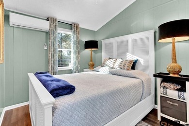 A True Hidden Gem in Hideaway Lake

Discover this charming on Hide-A-Way Lake Golf Course in Texas - for sale on GolfHomes.com, golf home, golf lot