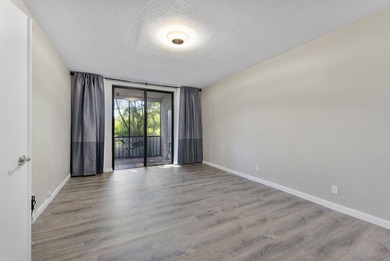 Beautifully updated 2-bedroom, 2-bathroom condo in Boca Pointe's on Boca Pointe Country Club in Florida - for sale on GolfHomes.com, golf home, golf lot