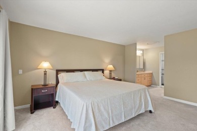 This updated SINGLE-FAMILY HOME located in the Villages Golf & on Villages Golf and Country Club in California - for sale on GolfHomes.com, golf home, golf lot