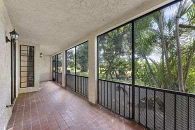 Beautifully updated 2-bedroom, 2-bathroom condo in Boca Pointe's on Boca Pointe Country Club in Florida - for sale on GolfHomes.com, golf home, golf lot