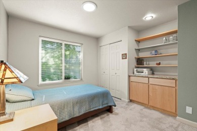 This updated SINGLE-FAMILY HOME located in the Villages Golf & on Villages Golf and Country Club in California - for sale on GolfHomes.com, golf home, golf lot