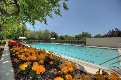 This updated SINGLE-FAMILY HOME located in the Villages Golf & on Villages Golf and Country Club in California - for sale on GolfHomes.com, golf home, golf lot
