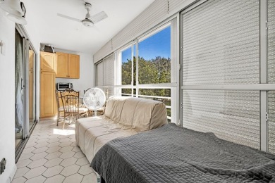 Updated and furnished 2 bed/2 bath unit. Open kitchen, shaker on Wynmoor Golf Course in Florida - for sale on GolfHomes.com, golf home, golf lot