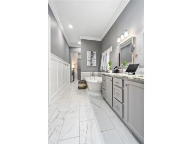 Large, luxurious home in the Moores Mill Community w/lovely on Moores Mill Golf Club in Alabama - for sale on GolfHomes.com, golf home, golf lot