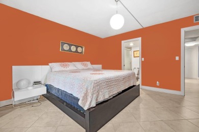 Updated and furnished 2 bed/2 bath unit. Open kitchen, shaker on Wynmoor Golf Course in Florida - for sale on GolfHomes.com, golf home, golf lot