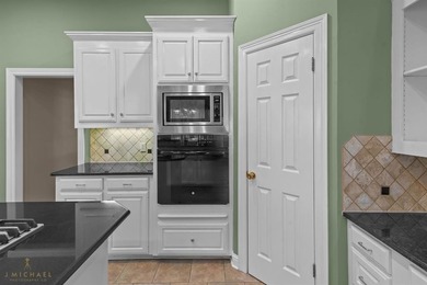 Wonderful Southern Trace home, located walking distance to on Southern Trace Country Club in Louisiana - for sale on GolfHomes.com, golf home, golf lot