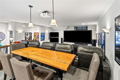 Large, luxurious home in the Moores Mill Community w/lovely on Moores Mill Golf Club in Alabama - for sale on GolfHomes.com, golf home, golf lot