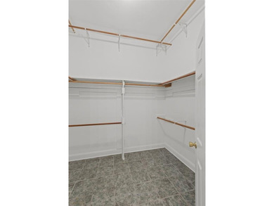 Wonderful Southern Trace home, located walking distance to on Southern Trace Country Club in Louisiana - for sale on GolfHomes.com, golf home, golf lot