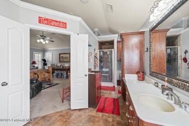 This spacious Country Club home boasts a prime location on a on Hillcrest Country Club in Texas - for sale on GolfHomes.com, golf home, golf lot