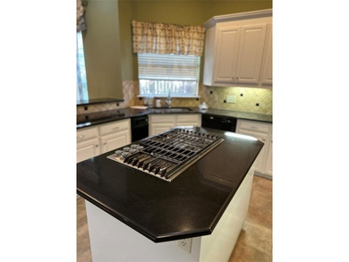 Wonderful Southern Trace home, located walking distance to on Southern Trace Country Club in Louisiana - for sale on GolfHomes.com, golf home, golf lot